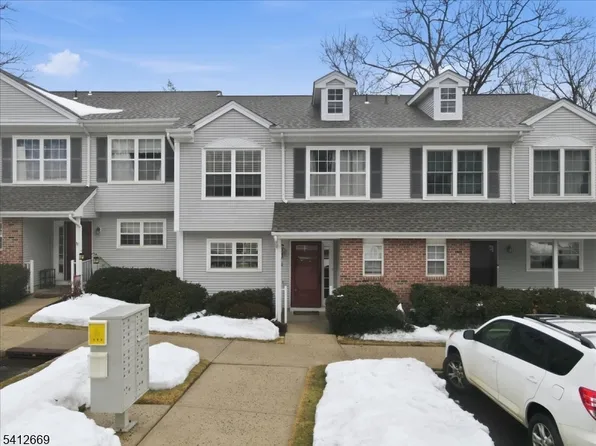 76 Hickory Way, Mount Arlington Boro, NJ 07856