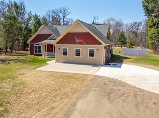 4511 Vermilion Trl, Gilbert, MN 55741