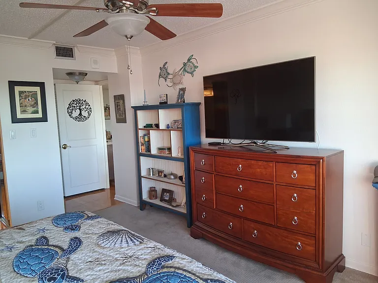 1621 Gulf Blvd #1105 — Photo 8
