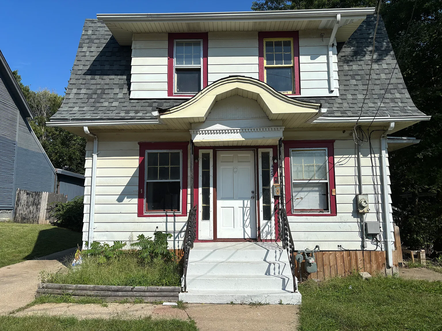 3 bed, 1.5 bath, 1104 sqft, $1,200 — Photo 1