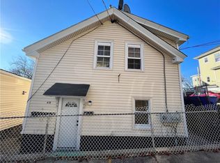 13 Willow Ave, Pawtucket, RI 02860