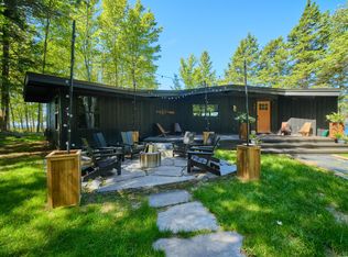 4282 W Fox Farm Rd, Manistee, MI 49660