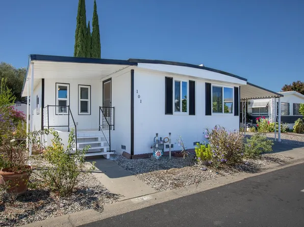 101 La Entrada Way, Yuba City, CA 95993