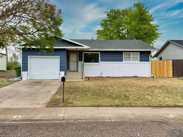 1017 Court Ter, Colby, KS 67701