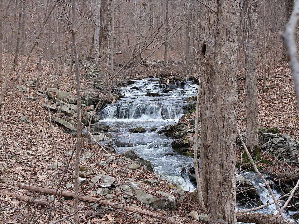 1st image of 19 S Cross Road