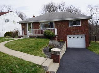 1941 Berkwood Dr, Pittsburgh, PA 15243