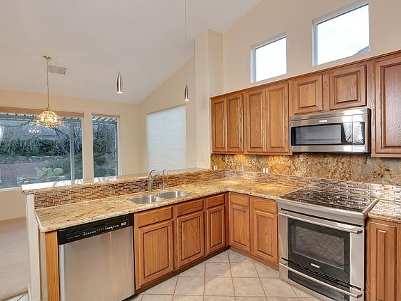 2nd image of 270 S Desperado Dr