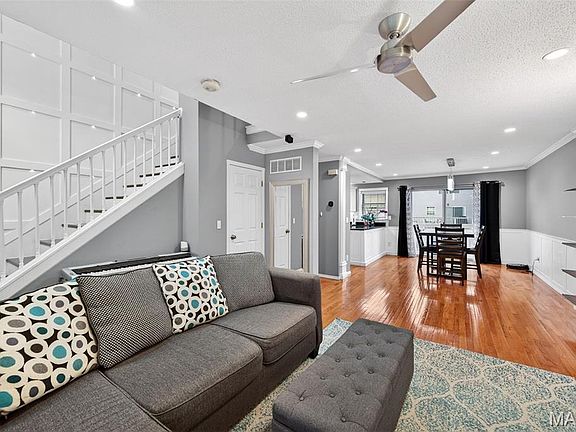 5th image of 3119 Park Hampton Ct