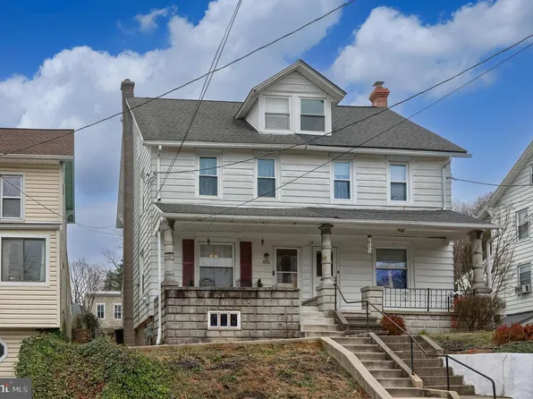 836 Scenic Dr, Mohnton, PA 19540