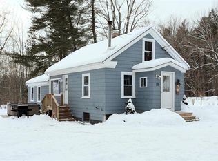 10 Hardy Rd, Falmouth, ME 04105