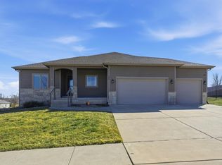 305 Firethorn Dr, Manhattan, KS 66503