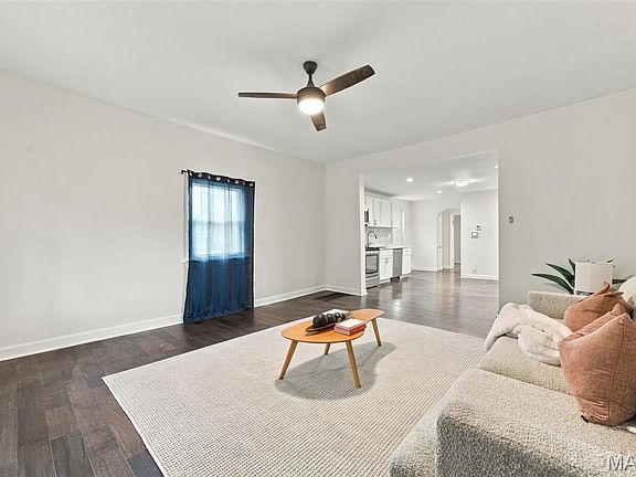 4th image of 6121 Alabama Ave