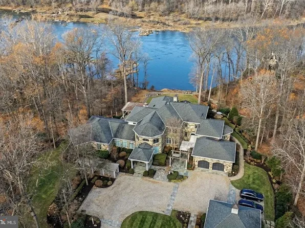 658 Live Oak Dr, McLean, VA 22101