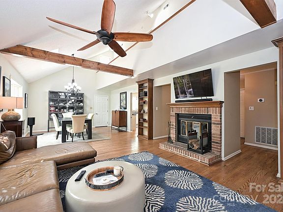 5th image of 4104 Carmel Forest Dr