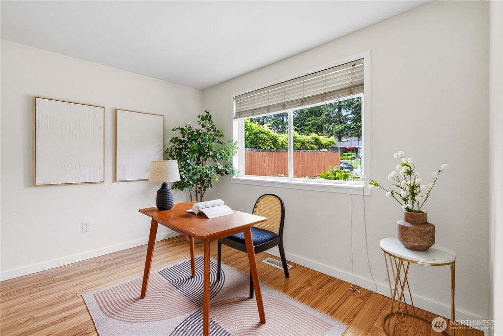 12019 NE 136th Pl Place, Kirkland, WA - View 5