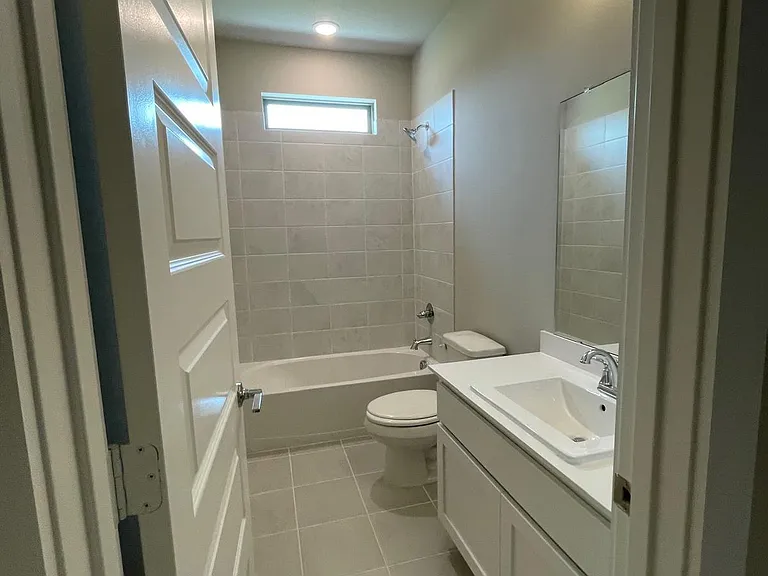 1101 Mahogany Dr — Photo 62