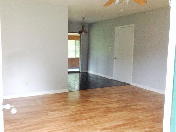 4th image of 6558 Arlingwood Dr