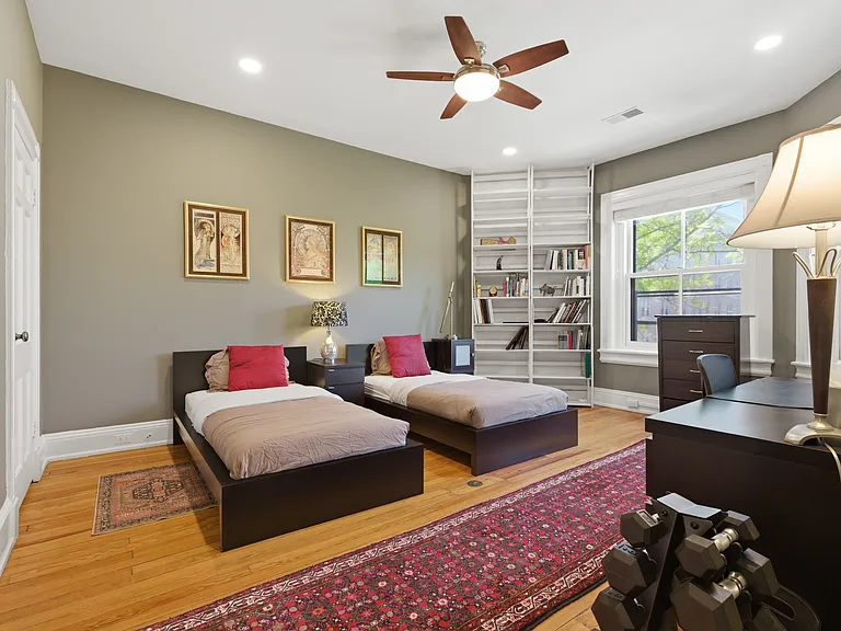 1728 21st St NW #2 — Photo 25