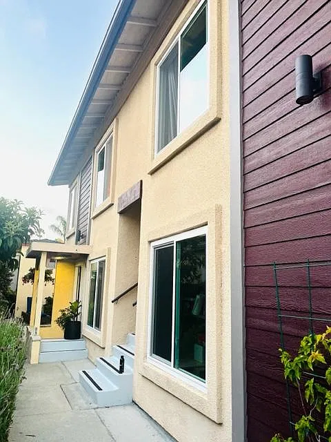 1633 Thomas Ave #2