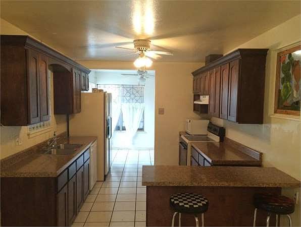 2nd image of 103 Candlewood Rd