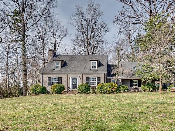 2nd image of 3701 Manton Dr