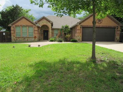 2817 Henry Rd, Lancaster, TX, 75134