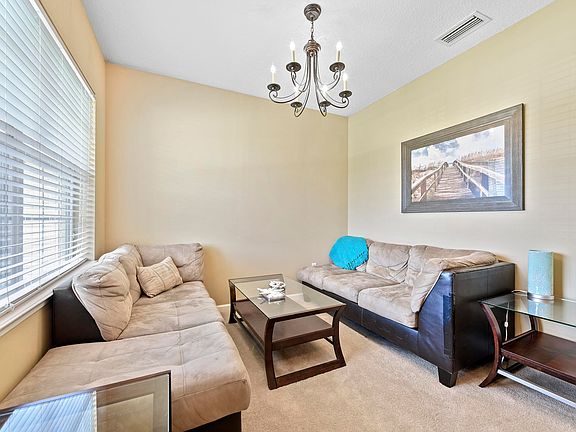 5th image of 11838 Alexandra Dr
