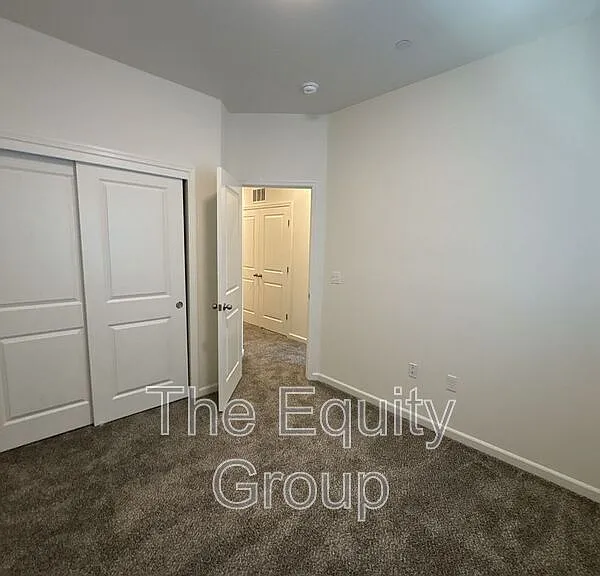 733 S Pinkham #102 — Photo 22