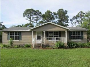 8 Fred Meyer St, Apalachicola, FL 32320
