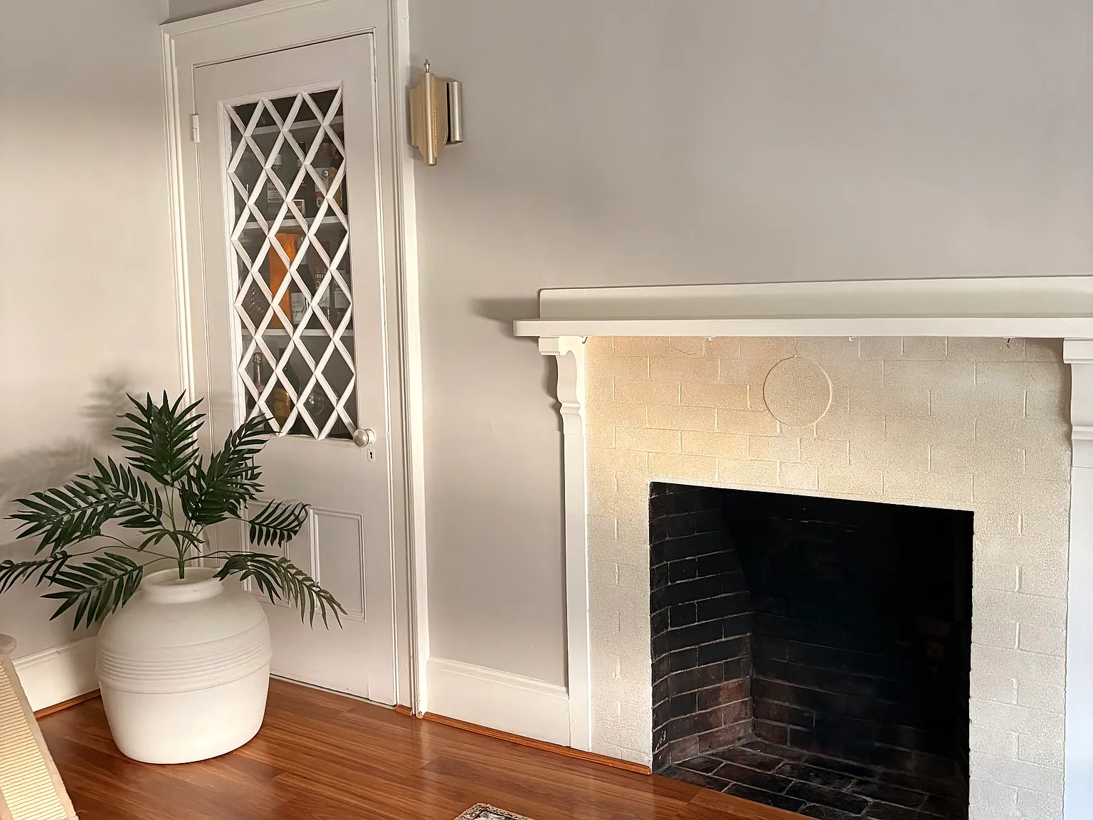 2 bed, 1100 sqft, $2,400 — Photo 3