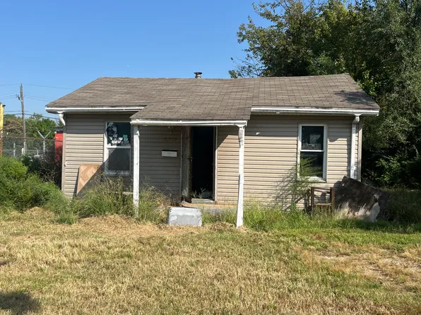5807 Forest Blvd, East Saint Louis, IL 62204