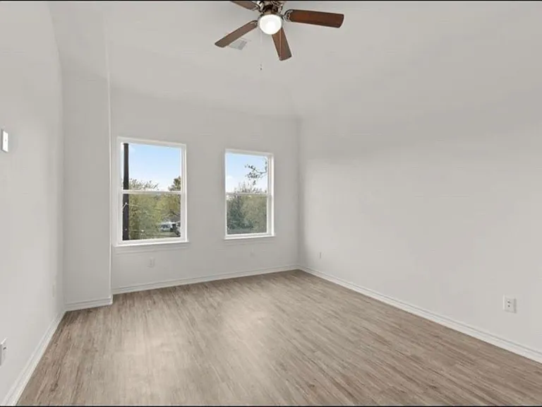 3255 Real St #B — Photo 14