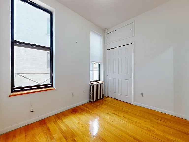 1415 2nd Ave #1 — Photo 7