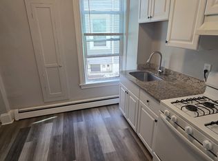32 Chestnut St APT 3, Lynn, MA 01902