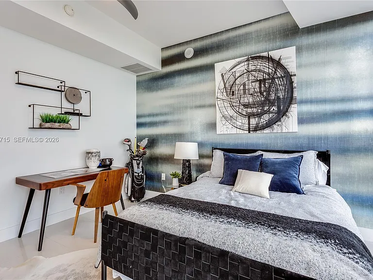 1100 Biscayne Blvd #2708 — Photo 16