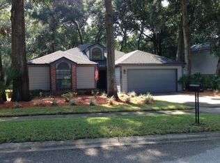 4768 Beacon Dr W, Jacksonville, FL 32225