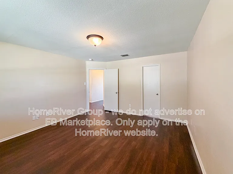 3013 Meadow Bluff Dr — Photo 9