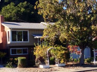 3618 Farm Hill Blvd, Redwood City, CA 94061