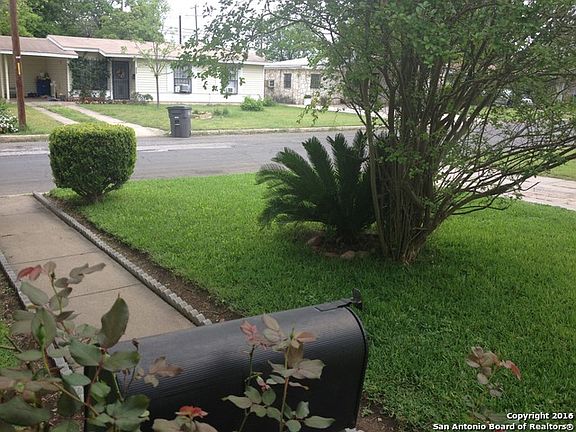 4th image of 4322 Wild Oak Dr