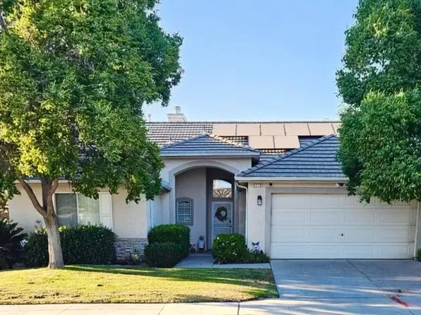 5328 W Oswego Ave, Fresno, CA 93722