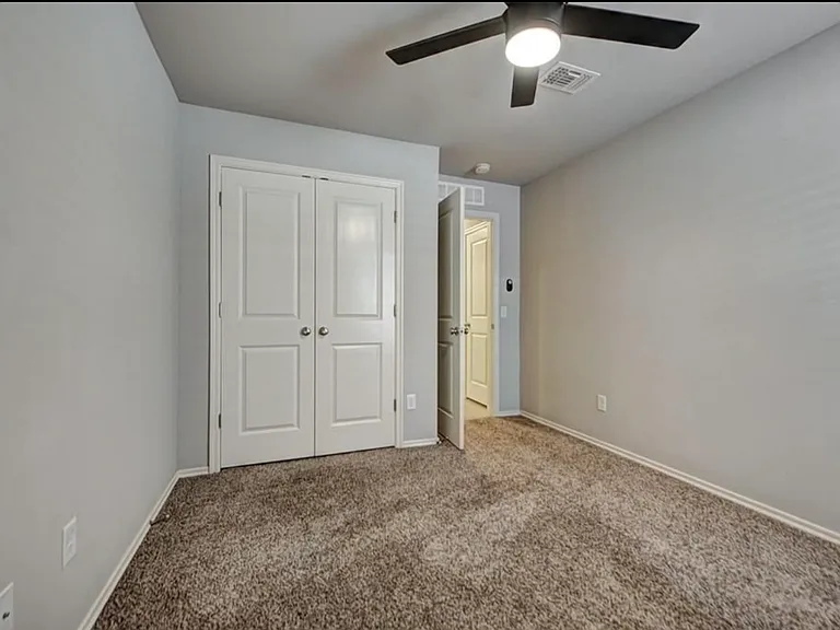 19112 Hecho Dr — Photo 26