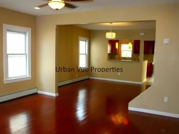19125 113th Rd, Saint Albans, NY 11412