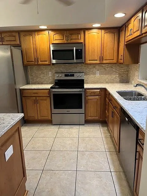 2 bed, 2.0 bath, 1324 sqft, $2,200 — Photo 4