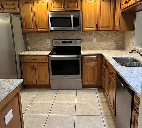 4th image of 960 Starkey Rd APT 4205