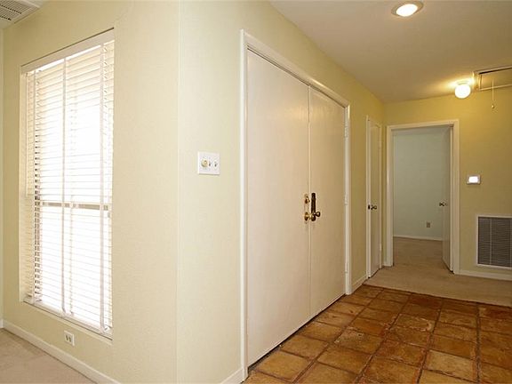4th image of 12800 Briar Forest Dr Unit 136