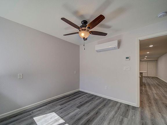 2nd image of 416 S St #100