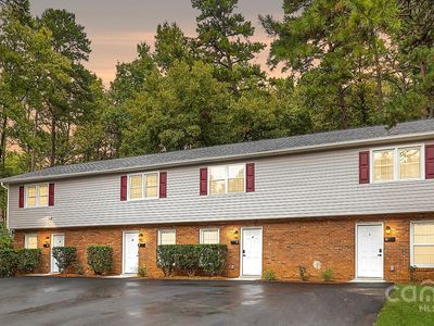 2828 Willow St, Charlotte, NC, 28208