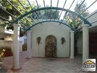 5th image of 20134 Leadwell St Unit 255