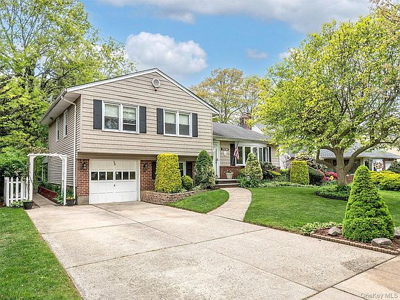 2nd image of 38 Pell Terrace