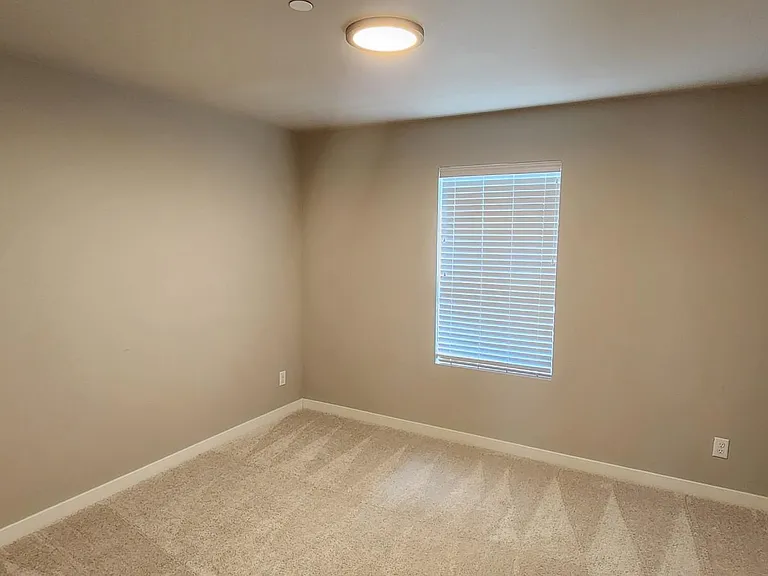 13717 Admiralty Way #K2 — Photo 10